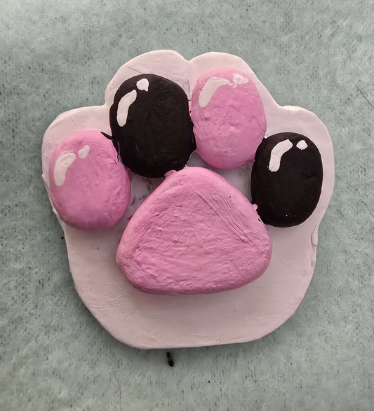 Clay paw Pin / Magnet